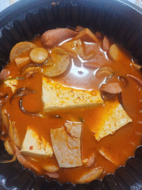 오늘은 식단안하고 부대찌개 때립니다