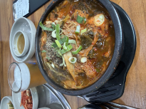 꾸밍픽 뼈해장국에 맥주 한잔