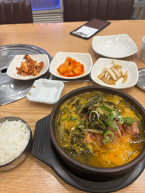 집들어가기전에 해장국한그릇때리고 들어갑니다 ㅋ