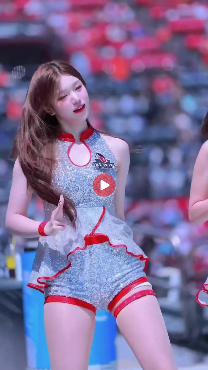 KT 신입 김민지 치어리더