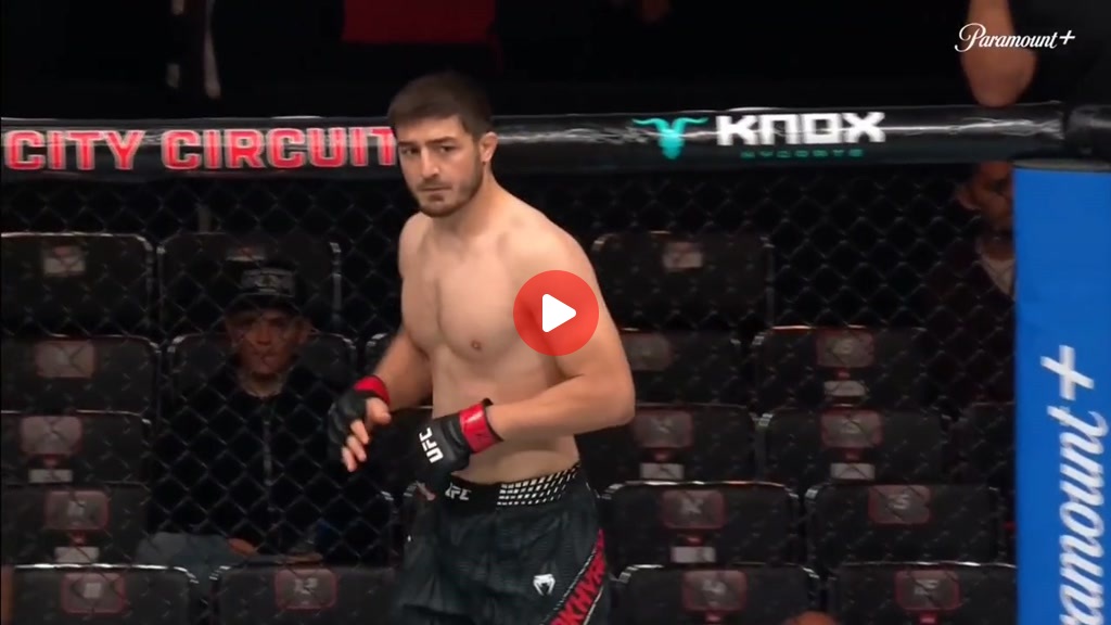 어제밤에 나온 UFC 초스피드 TKO