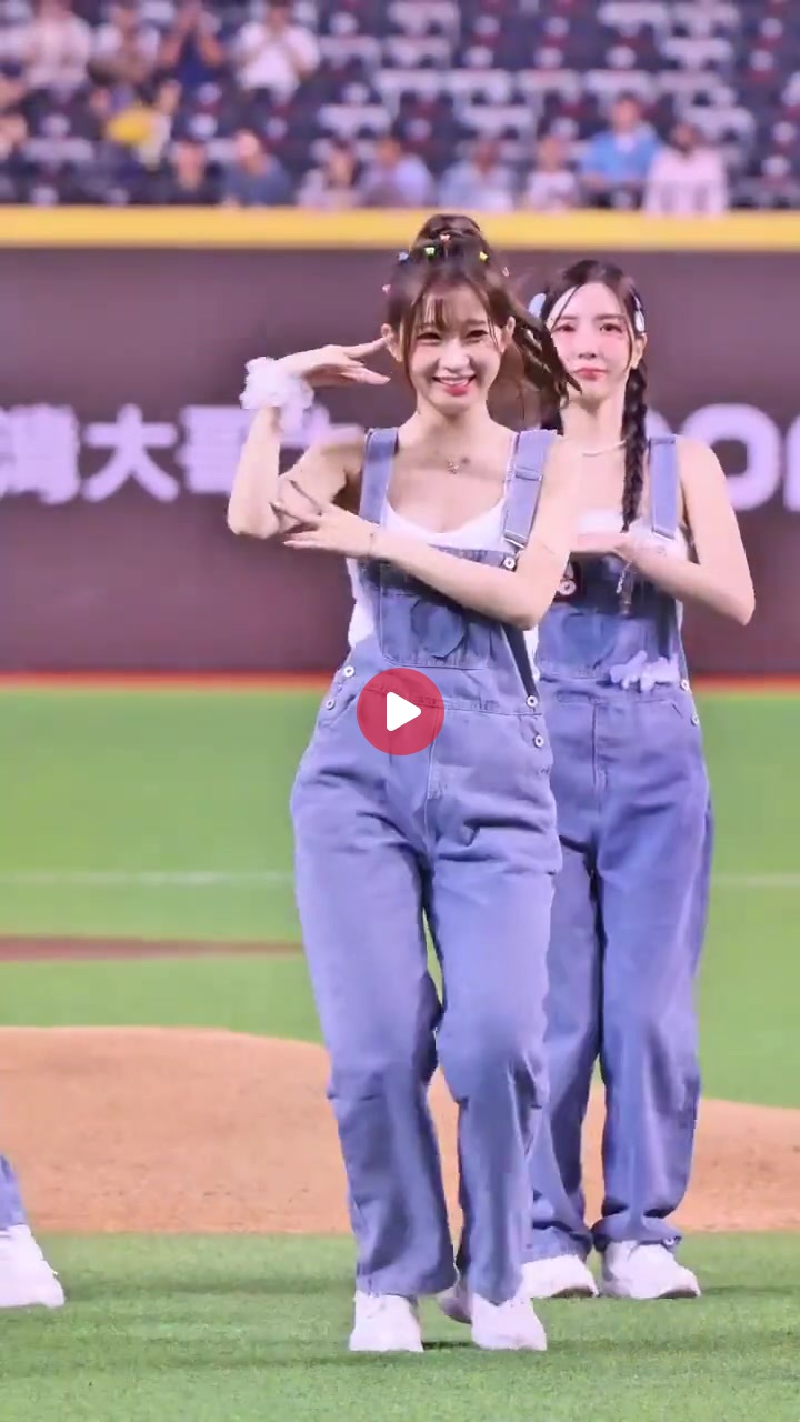 ㅇㅎ?) 이주은 멜빵바지 ㄷㄷ