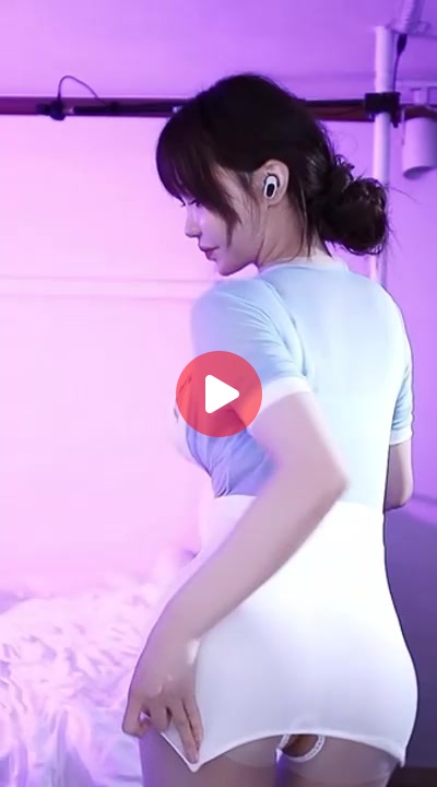 ㅇㅎ) 오늘자 겨우디 비번방 레전드 의상 리액션