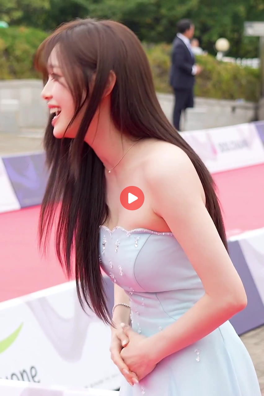 오프숄더 드레스 츄
